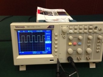 TBS1154 数字示波器